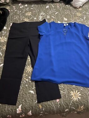 Tacera Black Ponte capri Pants sz 10 and blue top sz L